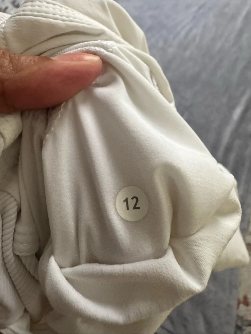 Lululemon White Performance Jogger Pants size 12